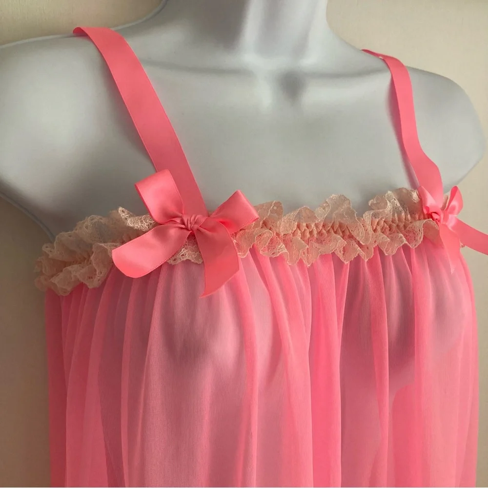 Victoria’s Secret Y2K Bubblegum Pink Sheer Frilly Babydoll Nightie Cami, NWT S